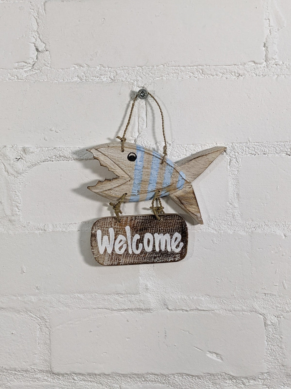 Small Shark ‘Welcome’ Hanger