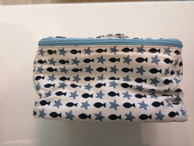 Large square wash bag